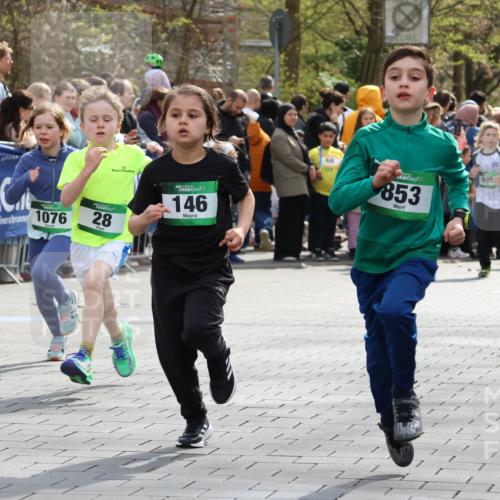 12.04.2026 - 45. Internationalen Wilhelmsburger Insellauf Strokosch-Dieckow http://msf.ph/oto/9490102 12.04.2026 14:34:31 Ziel 1723, 1730, 115, 1026, 1712, 809, 27, 332, 305, 853, 28, 146, 841, 1076, 1711, 443, 291, 144, 995, 590, 436 meine-sportfotos.de