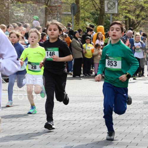 12.04.2026 - 45. Internationalen Wilhelmsburger Insellauf Strokosch-Dieckow http://msf.ph/oto/9490104 12.04.2026 14:34:31 Ziel 1723, 1730, 115, 1026, 1712, 809, 27, 332, 305, 853, 28, 146, 841, 1076, 1711, 443, 291, 144, 995, 590, 436 meine-sportfotos.de