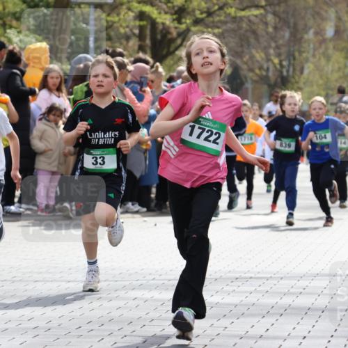 12.04.2026 - 45. Internationalen Wilhelmsburger Insellauf Strokosch-Dieckow http://msf.ph/oto/9490172 12.04.2026 14:34:17 Ziel 294, 870, 39, 649, 552, 1014, 1731, 1722, 32, 33, 104, 314, 1718, 160, 483, 839, 1713 meine-sportfotos.de