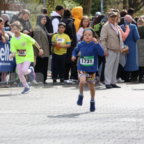 12.04.2026 - 45. Internationalen Wilhelmsburger Insellauf Strokosch-Dieckow http://msf.ph/oto/9490181 12.04.2026 14:34:14 Ziel 676, 294, 870, 39, 649, 552, 1014, 1731, 1722, 32, 33 meine-sportfotos.de