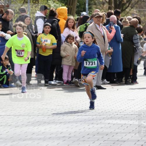 12.04.2026 - 45. Internationalen Wilhelmsburger Insellauf Strokosch-Dieckow http://msf.ph/oto/9490186 12.04.2026 14:34:14 Ziel 676, 294, 870, 39, 649, 552, 1014, 1731, 1722, 32, 33 meine-sportfotos.de
