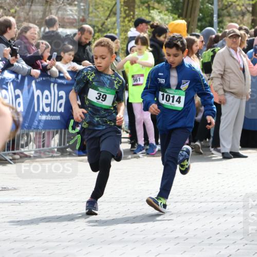 12.04.2026 - 45. Internationalen Wilhelmsburger Insellauf Strokosch-Dieckow http://msf.ph/oto/9490194 12.04.2026 14:34:12 Ziel 676, 294, 870, 39, 649, 552, 1014, 1731, 1722 meine-sportfotos.de