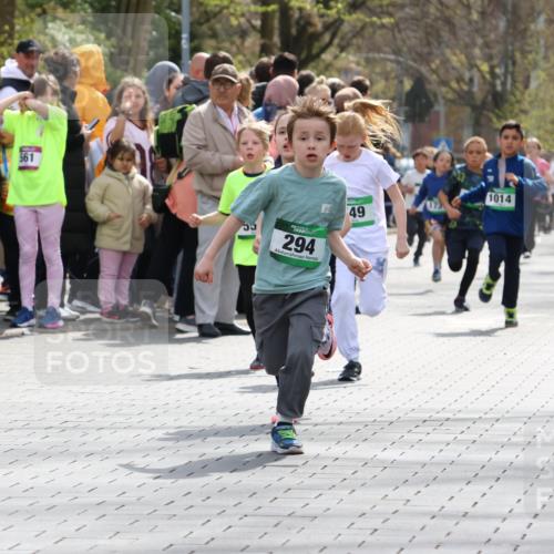 12.04.2026 - 45. Internationalen Wilhelmsburger Insellauf Strokosch-Dieckow http://msf.ph/oto/9490206 12.04.2026 14:34:08 Ziel 89, 5, 59, 676, 294, 870, 39, 649, 552, 1014 meine-sportfotos.de
