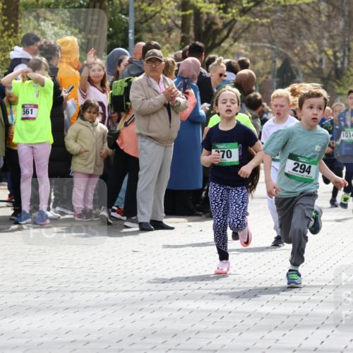 12.04.2026 - 45. Internationalen Wilhelmsburger Insellauf Strokosch-Dieckow http://msf.ph/oto/9490208 12.04.2026 14:34:08 Ziel 89, 5, 59, 676, 294, 870, 39, 649, 552, 1014 meine-sportfotos.de