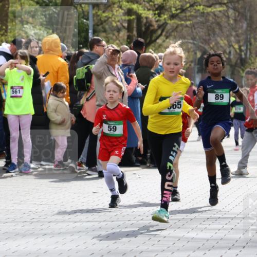 12.04.2026 - 45. Internationalen Wilhelmsburger Insellauf Strokosch-Dieckow http://msf.ph/oto/9490232 12.04.2026 14:34:00 Ziel 669, 290, 120, 1065, 89, 5, 59 meine-sportfotos.de