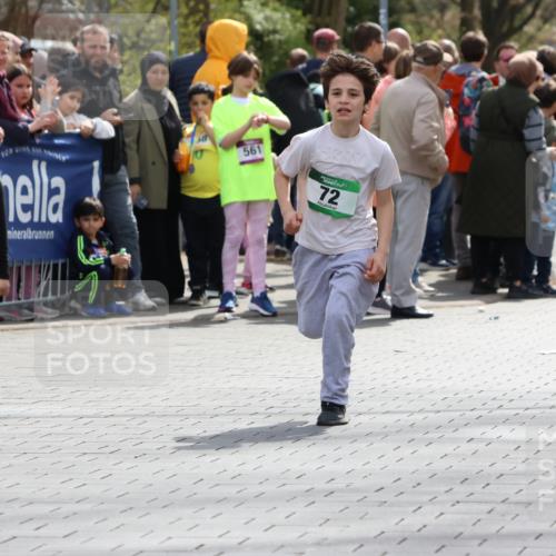 12.04.2026 - 45. Internationalen Wilhelmsburger Insellauf Strokosch-Dieckow http://msf.ph/oto/9490304 12.04.2026 14:33:35 Ziel 610, 72, 671 meine-sportfotos.de