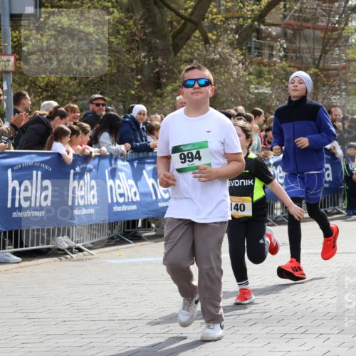 12.04.2026 - 45. Internationalen Wilhelmsburger Insellauf Strokosch-Dieckow http://msf.ph/oto/9490340 12.04.2026 14:22:56 Ziel 569, 766, 1625, 784, 1000, 781, 308, 140, 758 meine-sportfotos.de