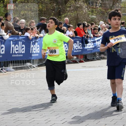 12.04.2026 - 45. Internationalen Wilhelmsburger Insellauf Strokosch-Dieckow http://msf.ph/oto/9490352 12.04.2026 14:22:50 Ziel 779, 68, 757, 755, 765, 569, 766, 1625, 784, 1000, 781, 308 meine-sportfotos.de