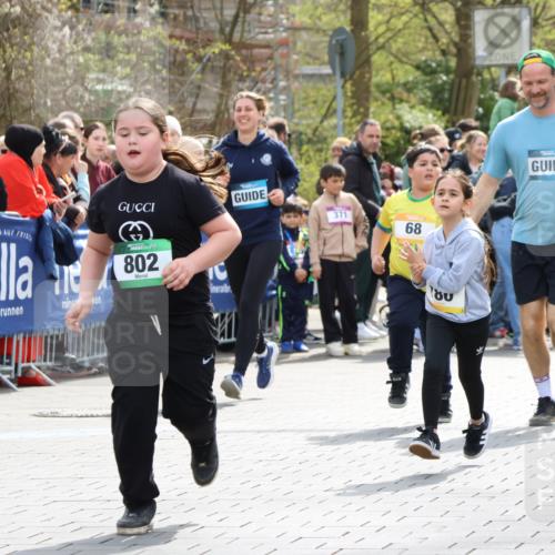 12.04.2026 - 45. Internationalen Wilhelmsburger Insellauf Strokosch-Dieckow http://msf.ph/oto/9490394 12.04.2026 14:22:38 Ziel 670, 327, 1609, 780, 743, 778, 779 meine-sportfotos.de
