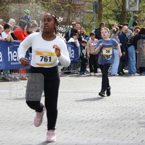 12.04.2026 - 45. Internationalen Wilhelmsburger Insellauf Strokosch-Dieckow http://msf.ph/oto/9490430 12.04.2026 14:22:23 Ziel 731, 739, 580, 835, 752, 761, 559, 315, 973, 555, 1629, 56 meine-sportfotos.de