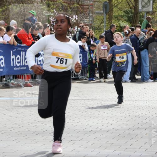 12.04.2026 - 45. Internationalen Wilhelmsburger Insellauf Strokosch-Dieckow http://msf.ph/oto/9490431 12.04.2026 14:22:23 Ziel 731, 739, 580, 835, 752, 761, 559, 315, 973, 555, 1629, 56 meine-sportfotos.de