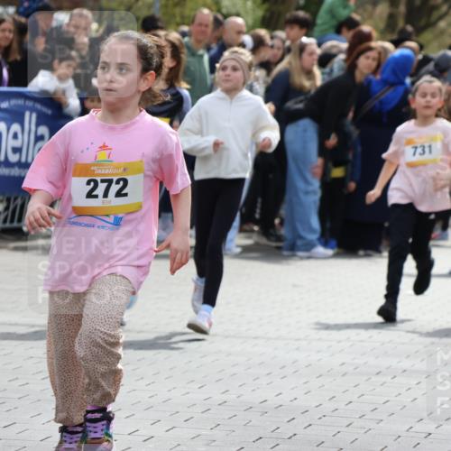 12.04.2026 - 45. Internationalen Wilhelmsburger Insellauf Strokosch-Dieckow http://msf.ph/oto/9490460 12.04.2026 14:22:11 Ziel 794, 1615, 289, 668, 926, 981, 1620, 414, 805, 272, 124, 731, 739 meine-sportfotos.de