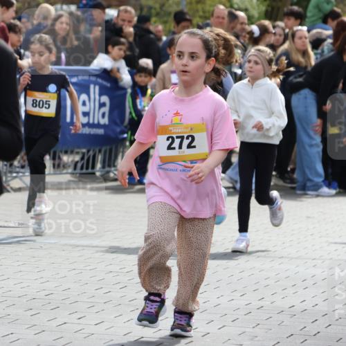 12.04.2026 - 45. Internationalen Wilhelmsburger Insellauf Strokosch-Dieckow http://msf.ph/oto/9490464 12.04.2026 14:22:11 Ziel 794, 1615, 289, 668, 926, 981, 1620, 414, 805, 272, 124, 731, 739 meine-sportfotos.de