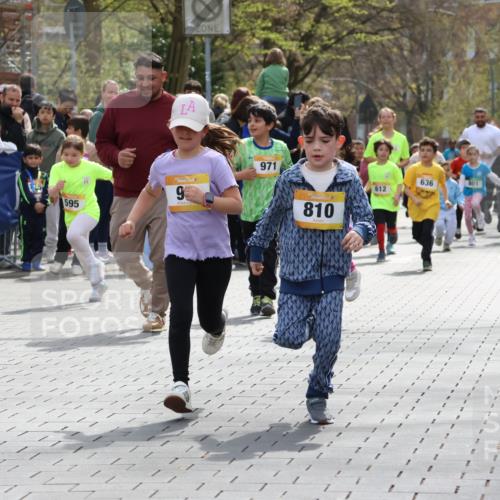 12.04.2026 - 45. Internationalen Wilhelmsburger Insellauf Strokosch-Dieckow http://msf.ph/oto/9490531 12.04.2026 14:21:52 Ziel 316, 792, 763, 255, 65, 1617, 969, 799, 974, 482, 236, 810, 488, 814, 95, 409, 595, 673, 924, 824 meine-sportfotos.de