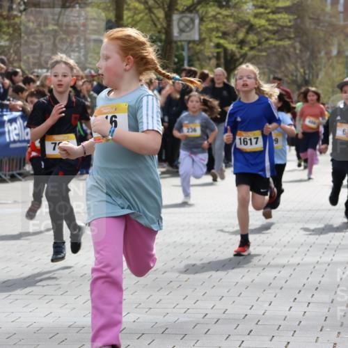12.04.2026 - 45. Internationalen Wilhelmsburger Insellauf Strokosch-Dieckow http://msf.ph/oto/9490550 12.04.2026 14:21:46 Ziel 838, 234, 111, 66, 136, 729, 769, 646, 159, 1622, 317, 283, 134, 316, 792, 763, 255, 65, 1617, 969, 799, 974, 482, 236, 810, 488 meine-sportfotos.de