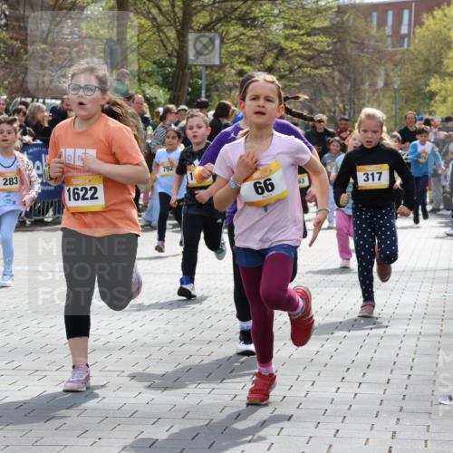 12.04.2026 - 45. Internationalen Wilhelmsburger Insellauf Strokosch-Dieckow http://msf.ph/oto/9490563 12.04.2026 14:21:43 Ziel 657, 698, 678, 279, 960, 838, 234, 111, 66, 136, 729, 769, 646, 159, 1622, 317, 283, 134, 316, 792, 763, 255, 65, 1617, 969, 799 meine-sportfotos.de