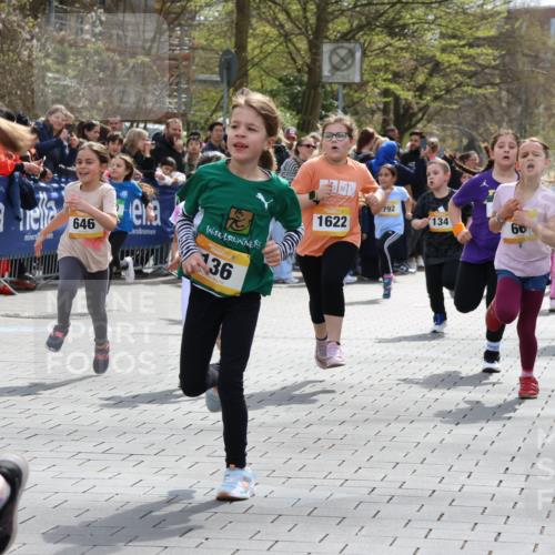 12.04.2026 - 45. Internationalen Wilhelmsburger Insellauf Strokosch-Dieckow http://msf.ph/oto/9490568 12.04.2026 14:21:42 Ziel 558, 267, 657, 698, 678, 279, 960, 838, 234, 111, 66, 136, 729, 769, 646, 159, 1622, 317, 283, 134, 316, 792, 763, 255, 65, 1617 meine-sportfotos.de