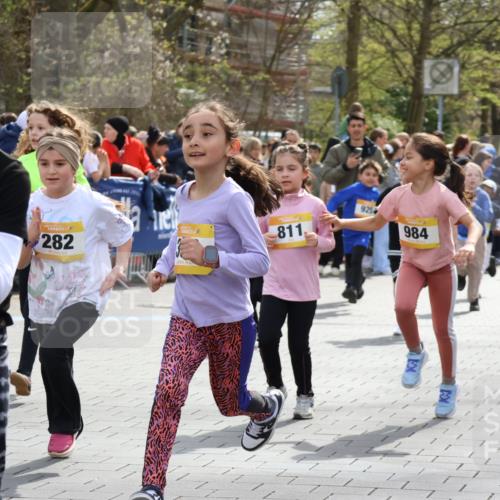12.04.2026 - 45. Internationalen Wilhelmsburger Insellauf Strokosch-Dieckow http://msf.ph/oto/9490633 12.04.2026 14:21:22 Ziel 629, 566, 564, 607, 980, 1630, 991, 302, 562, 309, 282, 528, 797, 984, 811, 128, 828, 1005, 925, 253, 988, 964 meine-sportfotos.de