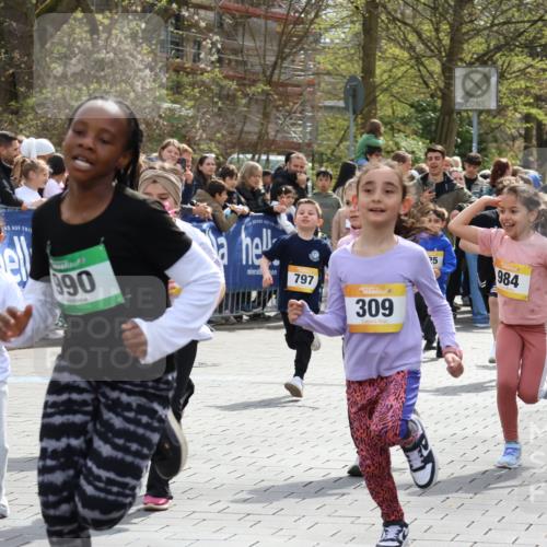 12.04.2026 - 45. Internationalen Wilhelmsburger Insellauf Strokosch-Dieckow http://msf.ph/oto/9490639 12.04.2026 14:21:22 Ziel 629, 566, 564, 607, 980, 1630, 991, 302, 562, 309, 282, 528, 797, 984, 811, 128, 828, 1005, 925, 253, 988, 964 meine-sportfotos.de