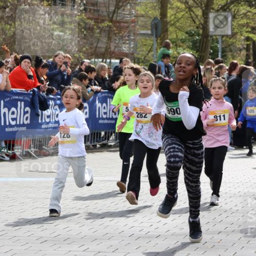 12.04.2026 - 45. Internationalen Wilhelmsburger Insellauf Strokosch-Dieckow http://msf.ph/oto/9490644 12.04.2026 14:21:21 Ziel 139, 1611, 629, 566, 564, 607, 980, 1630, 991, 302, 562, 309, 282, 528, 797, 984, 811, 128, 828, 1005, 925, 253, 988, 964 meine-sportfotos.de