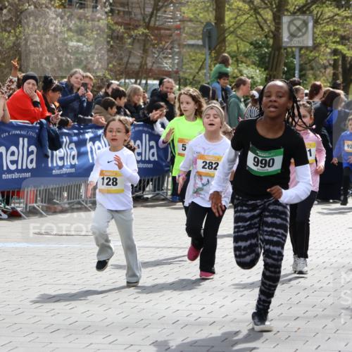 12.04.2026 - 45. Internationalen Wilhelmsburger Insellauf Strokosch-Dieckow http://msf.ph/oto/9490646 12.04.2026 14:21:21 Ziel 139, 1611, 629, 566, 564, 607, 980, 1630, 991, 302, 562, 309, 282, 528, 797, 984, 811, 128, 828, 1005, 925, 253, 988, 964 meine-sportfotos.de