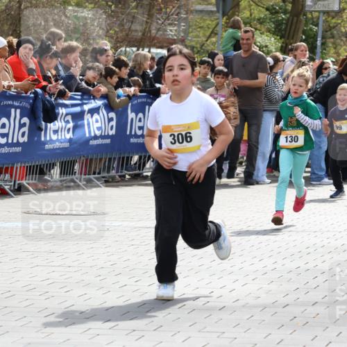 12.04.2026 - 45. Internationalen Wilhelmsburger Insellauf Strokosch-Dieckow http://msf.ph/oto/9490707 12.04.2026 14:21:06 Ziel 162, 280, 149, 634, 812, 618, 241, 306, 1001, 130, 126, 460, 821, 99, 771, 62, 768 meine-sportfotos.de