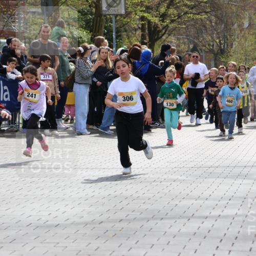 12.04.2026 - 45. Internationalen Wilhelmsburger Insellauf Strokosch-Dieckow http://msf.ph/oto/9490712 12.04.2026 14:21:04 Ziel 756, 1603, 162, 280, 149, 634, 812, 618, 241, 306, 1001, 130, 126, 460 meine-sportfotos.de