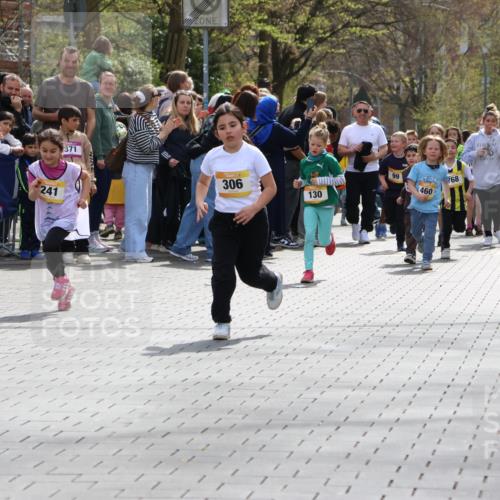 12.04.2026 - 45. Internationalen Wilhelmsburger Insellauf Strokosch-Dieckow http://msf.ph/oto/9490713 12.04.2026 14:21:04 Ziel 756, 1603, 162, 280, 149, 634, 812, 618, 241, 306, 1001, 130, 126, 460 meine-sportfotos.de