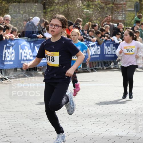12.04.2026 - 45. Internationalen Wilhelmsburger Insellauf Strokosch-Dieckow http://msf.ph/oto/9490735 12.04.2026 14:20:58 Ziel 257, 463, 437, 1616, 692, 696, 107, 818, 732, 756, 1603, 162, 280, 149 meine-sportfotos.de