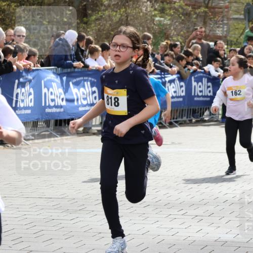 12.04.2026 - 45. Internationalen Wilhelmsburger Insellauf Strokosch-Dieckow http://msf.ph/oto/9490736 12.04.2026 14:20:58 Ziel 257, 463, 437, 1616, 692, 696, 107, 818, 732, 756, 1603, 162, 280, 149 meine-sportfotos.de