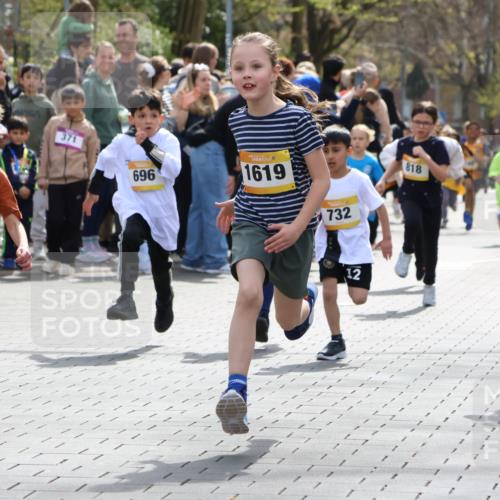12.04.2026 - 45. Internationalen Wilhelmsburger Insellauf Strokosch-Dieckow http://msf.ph/oto/9490749 12.04.2026 14:20:55 Ziel 760, 257, 463, 437, 1616, 692, 696, 107, 818, 732, 756, 1603, 162 meine-sportfotos.de