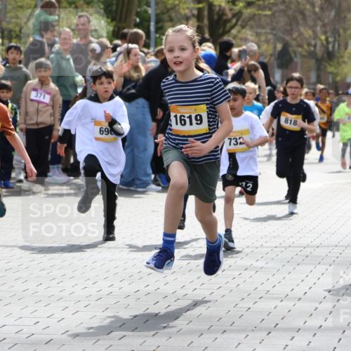 12.04.2026 - 45. Internationalen Wilhelmsburger Insellauf Strokosch-Dieckow http://msf.ph/oto/9490750 12.04.2026 14:20:55 Ziel 760, 257, 463, 437, 1616, 692, 696, 107, 818, 732, 756, 1603, 162 meine-sportfotos.de