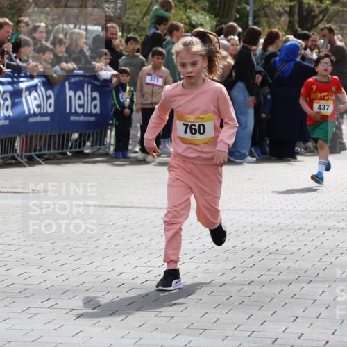 12.04.2026 - 45. Internationalen Wilhelmsburger Insellauf Strokosch-Dieckow http://msf.ph/oto/9490770 12.04.2026 14:20:49 Ziel 431, 135, 545, 537, 30, 133, 977, 84, 1606, 473, 956, 467, 324, 299, 1605, 278, 760, 257, 463, 437, 1616, 692 meine-sportfotos.de