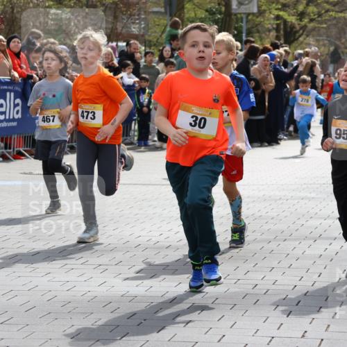 12.04.2026 - 45. Internationalen Wilhelmsburger Insellauf Strokosch-Dieckow http://msf.ph/oto/9490790 12.04.2026 14:20:44 Ziel 578, 751, 940, 958, 832, 1610, 3, 285, 1073, 767, 404, 318, 539, 431, 135, 545, 537, 30, 133, 977, 84, 1606, 473, 956, 467, 324, 299, 1605, 278 meine-sportfotos.de