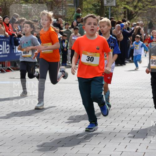 12.04.2026 - 45. Internationalen Wilhelmsburger Insellauf Strokosch-Dieckow http://msf.ph/oto/9490791 12.04.2026 14:20:44 Ziel 578, 751, 940, 958, 832, 1610, 3, 285, 1073, 767, 404, 318, 539, 431, 135, 545, 537, 30, 133, 977, 84, 1606, 473, 956, 467, 324, 299, 1605, 278 meine-sportfotos.de