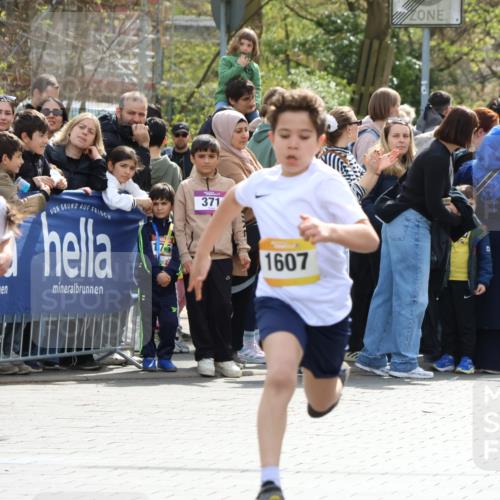 12.04.2026 - 45. Internationalen Wilhelmsburger Insellauf Strokosch-Dieckow http://msf.ph/oto/9490894 12.04.2026 14:20:16 Ziel 750, 1623, 844, 34, 949, 1607, 29, 948, 1058, 966, 998, 228, 298, 293 meine-sportfotos.de