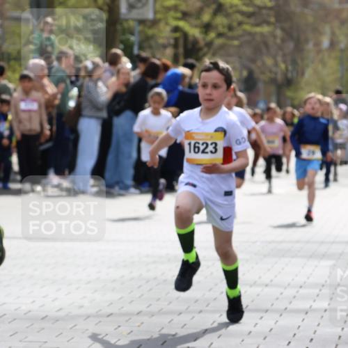 12.04.2026 - 45. Internationalen Wilhelmsburger Insellauf Strokosch-Dieckow http://msf.ph/oto/9490901 12.04.2026 14:20:14 Ziel 405, 1060, 642, 753, 750, 1623, 844, 34, 949, 1607, 29, 948, 1058, 966 meine-sportfotos.de