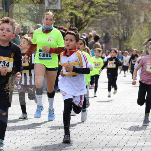 12.04.2026 - 45. Internationalen Wilhelmsburger Insellauf Strokosch-Dieckow http://msf.ph/oto/9490950 12.04.2026 14:20:02 Ziel 1602, 478, 83, 968, 465, 631, 1621, 304, 225, 1618, 108, 534, 447, 560, 734, 775, 587, 405 meine-sportfotos.de