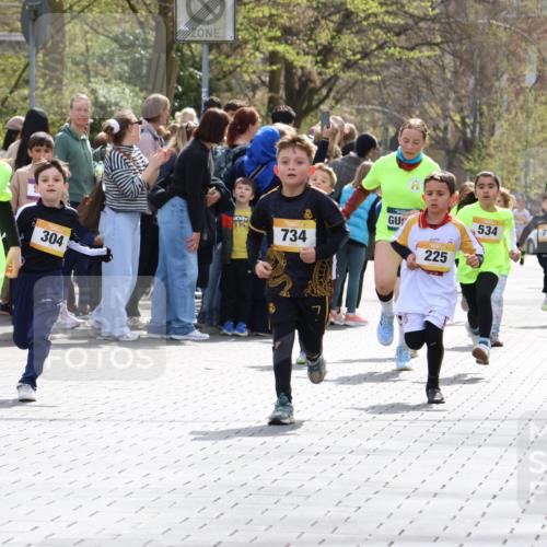 12.04.2026 - 45. Internationalen Wilhelmsburger Insellauf Strokosch-Dieckow http://msf.ph/oto/9490963 12.04.2026 14:19:59 Ziel 982, 155, 621, 1602, 478, 83, 968, 465, 631, 1621, 304, 225, 1618, 108, 534, 447, 560, 734, 775 meine-sportfotos.de