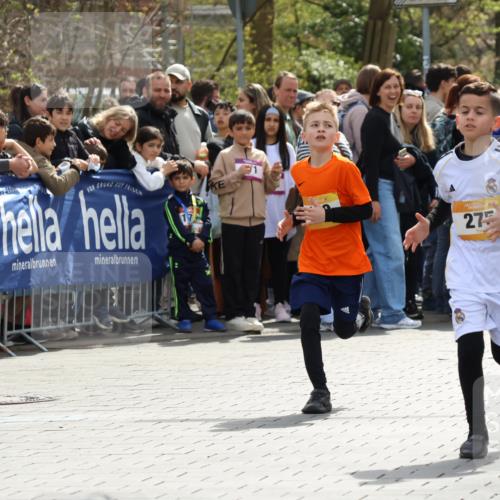 12.04.2026 - 45. Internationalen Wilhelmsburger Insellauf Strokosch-Dieckow http://msf.ph/oto/9491058 12.04.2026 14:19:37 Ziel 1614, 1613, 950, 275, 480 meine-sportfotos.de
