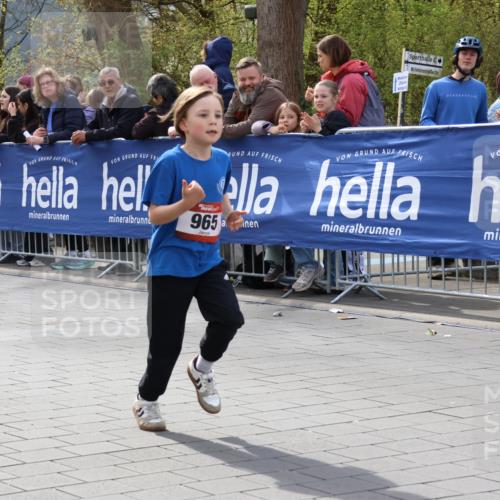 12.04.2026 - 45. Internationalen Wilhelmsburger Insellauf Strokosch-Dieckow http://msf.ph/oto/9491121 12.04.2026 14:13:10 Ziel 965 meine-sportfotos.de