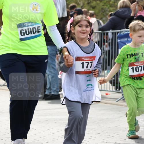 12.04.2026 - 45. Internationalen Wilhelmsburger Insellauf Strokosch-Dieckow http://msf.ph/oto/9491161 12.04.2026 14:11:43 Ziel 1528, 213, 177, 1070 meine-sportfotos.de
