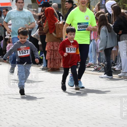 12.04.2026 - 45. Internationalen Wilhelmsburger Insellauf Strokosch-Dieckow http://msf.ph/oto/9491205 12.04.2026 14:11:18 Ziel 718, 962, 702, 655, 783, 773, 1527, 1515 meine-sportfotos.de