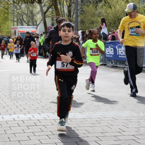12.04.2026 - 45. Internationalen Wilhelmsburger Insellauf Strokosch-Dieckow http://msf.ph/oto/9491274 12.04.2026 14:10:57 Ziel 1514, 1526, 700, 707, 727, 57, 728, 584, 568, 914 meine-sportfotos.de