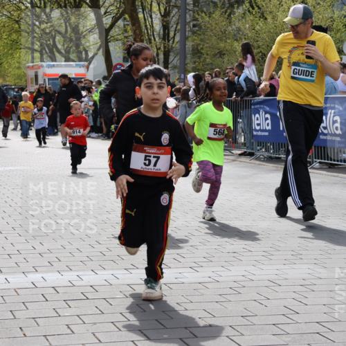 12.04.2026 - 45. Internationalen Wilhelmsburger Insellauf Strokosch-Dieckow http://msf.ph/oto/9491276 12.04.2026 14:10:57 Ziel 1514, 1526, 700, 707, 727, 57, 728, 584, 568, 914 meine-sportfotos.de
