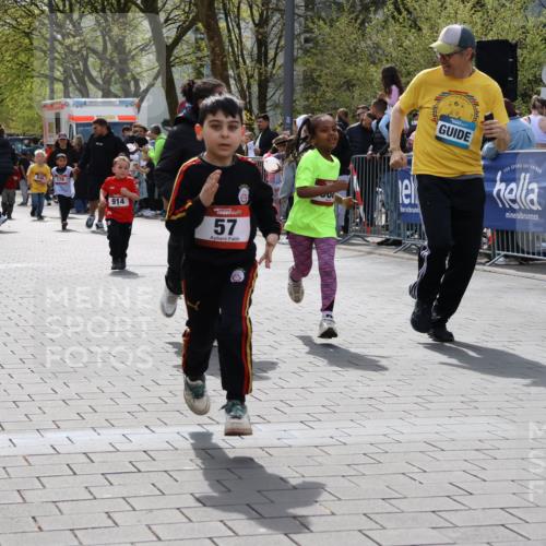 12.04.2026 - 45. Internationalen Wilhelmsburger Insellauf Strokosch-Dieckow http://msf.ph/oto/9491278 12.04.2026 14:10:57 Ziel 1514, 1526, 700, 707, 727, 57, 728, 584, 568, 914 meine-sportfotos.de