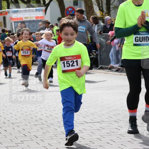 12.04.2026 - 45. Internationalen Wilhelmsburger Insellauf Strokosch-Dieckow http://msf.ph/oto/9491328 12.04.2026 14:10:33 Ziel 184, 187, 42, 706, 246, 243, 717, 724, 929, 722, 239, 704, 725, 1521, 714, 726, 229, 553, 204, 705, 645 meine-sportfotos.de