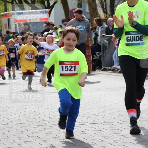 12.04.2026 - 45. Internationalen Wilhelmsburger Insellauf Strokosch-Dieckow http://msf.ph/oto/9491330 12.04.2026 14:10:33 Ziel 184, 187, 42, 706, 246, 243, 717, 724, 929, 722, 239, 704, 725, 1521, 714, 726, 229, 553, 204, 705, 645 meine-sportfotos.de