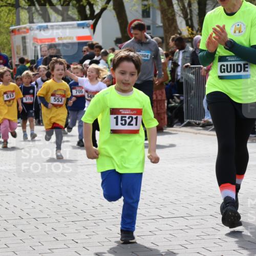 12.04.2026 - 45. Internationalen Wilhelmsburger Insellauf Strokosch-Dieckow http://msf.ph/oto/9491331 12.04.2026 14:10:33 Ziel 184, 187, 42, 706, 246, 243, 717, 724, 929, 722, 239, 704, 725, 1521, 714, 726, 229, 553, 204, 705, 645 meine-sportfotos.de