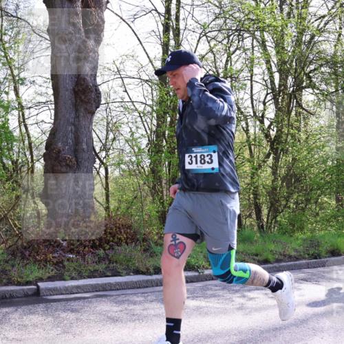 12.04.2026 - 45. Internationalen Wilhelmsburger Insellauf Yannick Fuchs http://msf.ph/oto/9491345 12.04.2026 10:41:25 Laufen 3183, 3237 meine-sportfotos.de